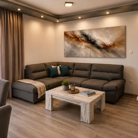 Johanan 2 Apartman *